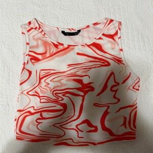 Crop Top Swirl Shirt